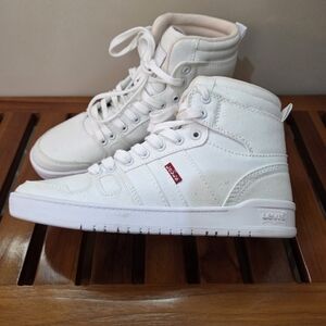 Levi's Classic White High-Top Sneakers Size 6.5 M